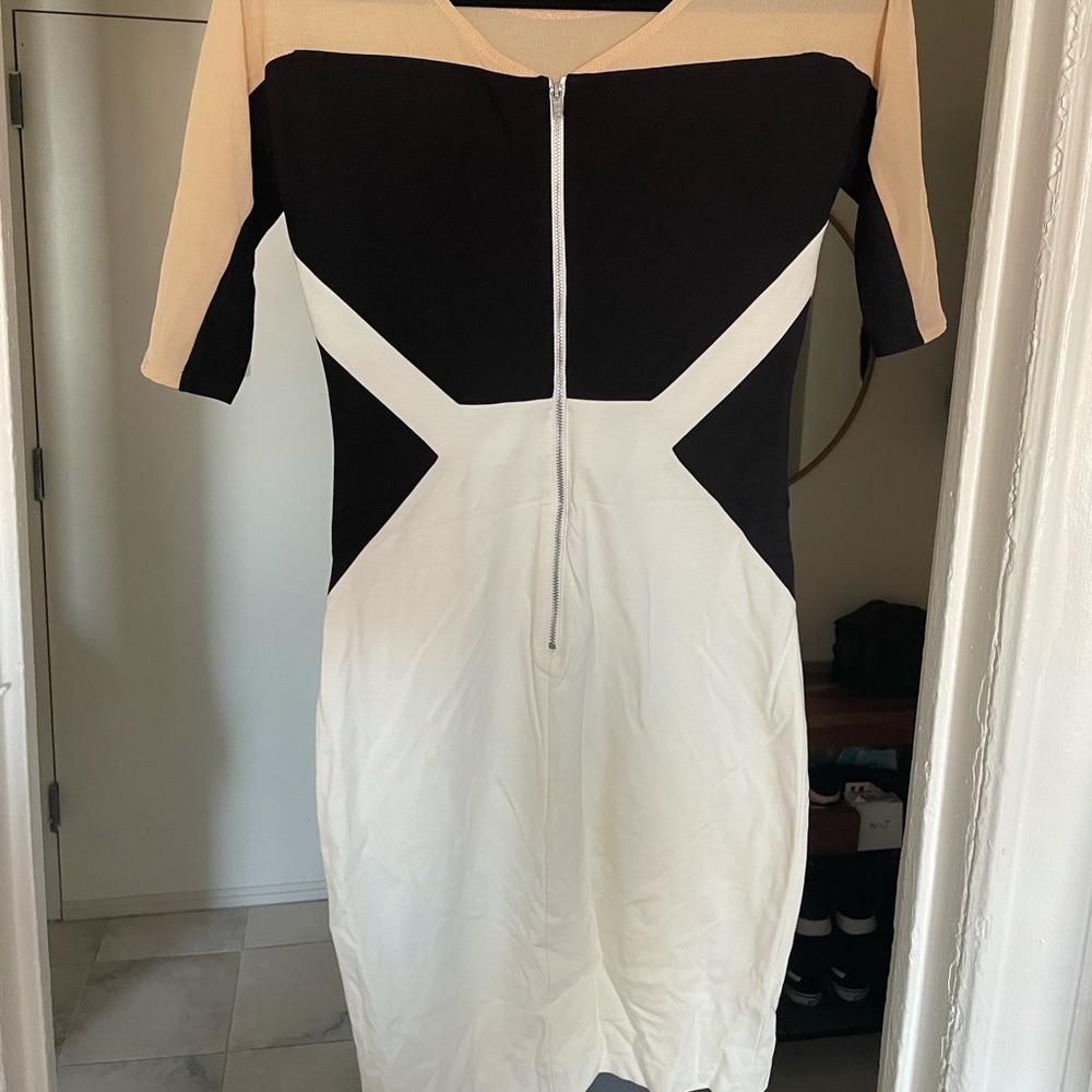BEBE DRESS - Picture 3 of 3